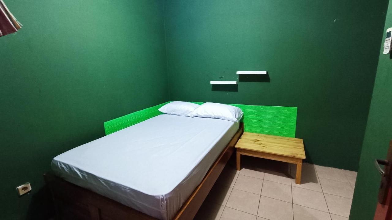 Hotel Oyo 91341 D'phoenix Anggrek Syariah